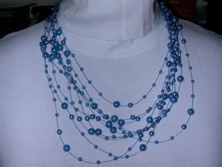 009 Gemaakt van plastic kralen