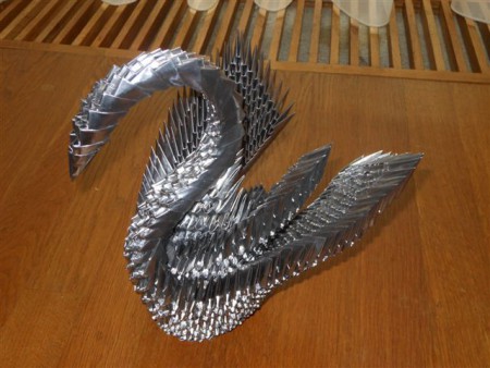 005 Dubbele zwaan van loodpapier