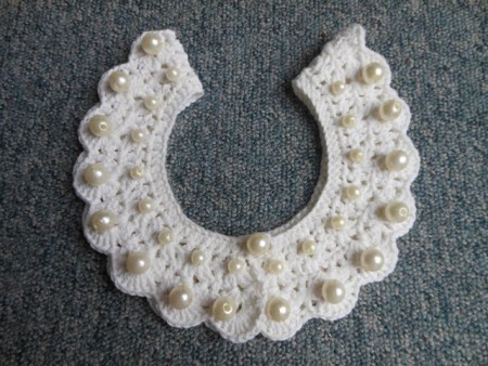 006 Te koop: 17,50 euro. Ze zijn in verschillende kleuren, en met verschillende kralen te bestellen. 