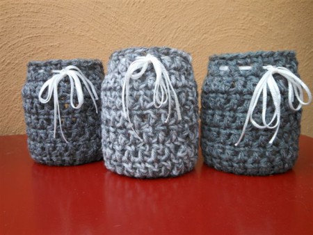 008 2,50 euro per stuk in normale wol. incl. potje.